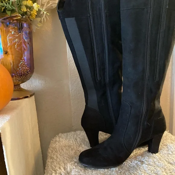 Black boots Womens size 10 - Picture 4 of 14